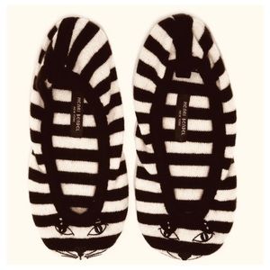 Henri Bendel 100% Cashmere Kit Kat Slippers Brown & Cream Slip-On New with Flaws